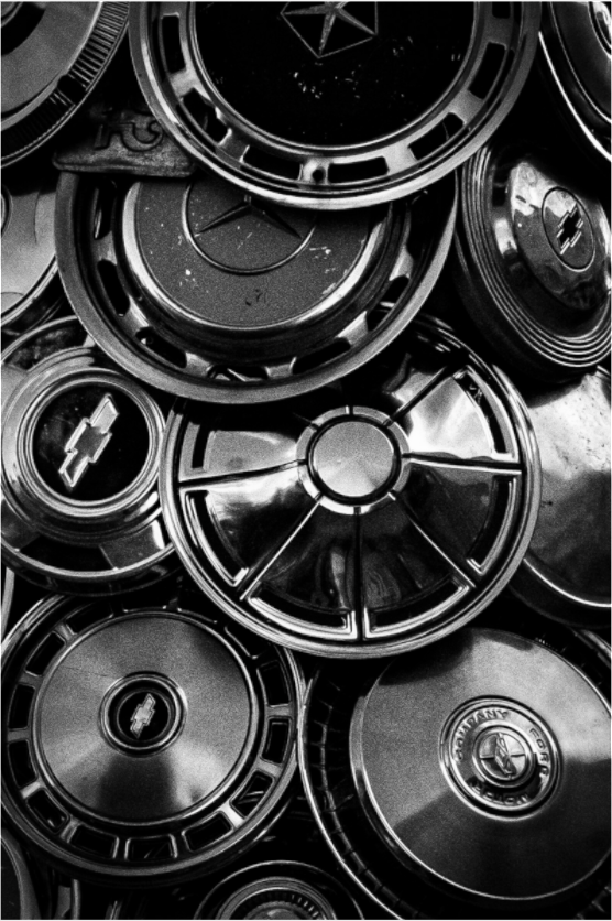 Main image Hubcap Hill on acrylic glass