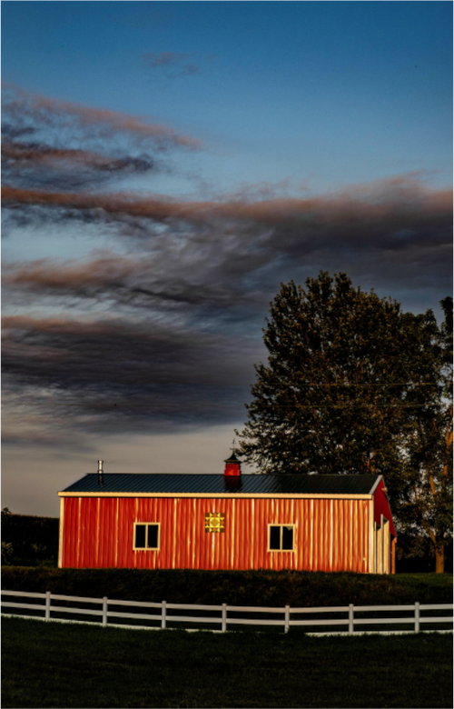 Main image Barn at Sunset on Hahnemuhle FineArt Pearl Paper